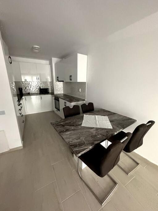 קלוז'-נאפוקה Central River Apartment מראה חיצוני תמונה